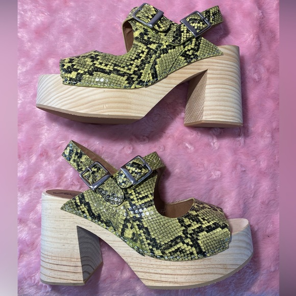 Free People Printed Belems Clog - Picture 7 of 11